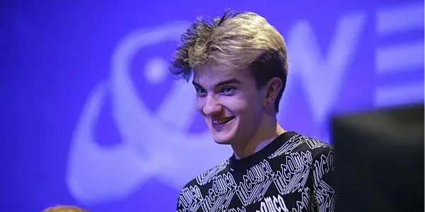 ALOHADANCE об освещении турниров по Dota 2: «Я просто такими знаниями обладаю, я идеальный комментатор, просто идеальный»