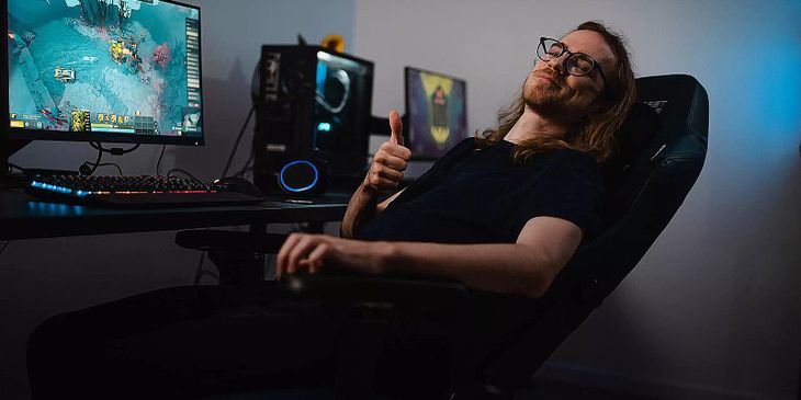 Misha о бане аккаунта iLTW: «70 тыс. часов. Самый красивый и дорогой инвентарь после Yatoro. ГЕЙБ, ТЫ УБИЛ ЛЕГЕНДУ "ДОТЫ"»