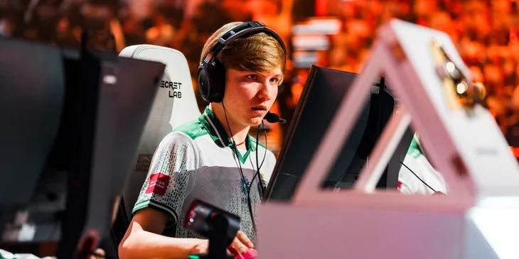 M0NESY вытеснил ZywOo из символической сборной ESL Pro League Season 22