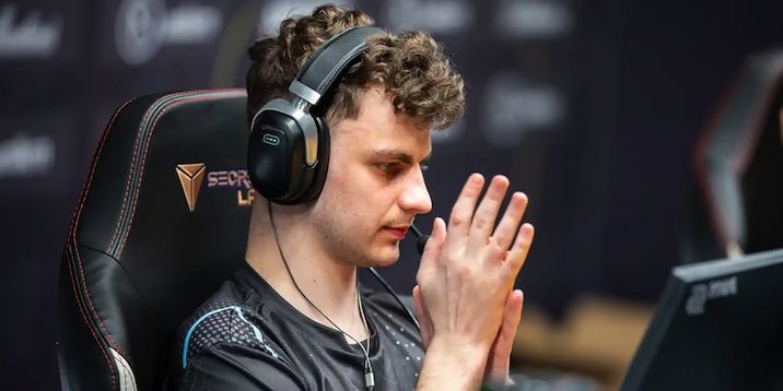 СМИ: ESIC забанит Woro2k