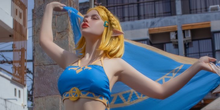 Фанаты Зельды в восторге — косплей на полуголую героиню The Legend of Zelda