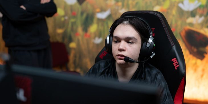 Есть ли у Vici Gaming шансы против PARIVISION в матче на EWC 2026?