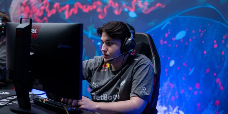 Эксперты: Team Spirit обыграет BetBoom Team в групповой стадии BLAST Slam VII