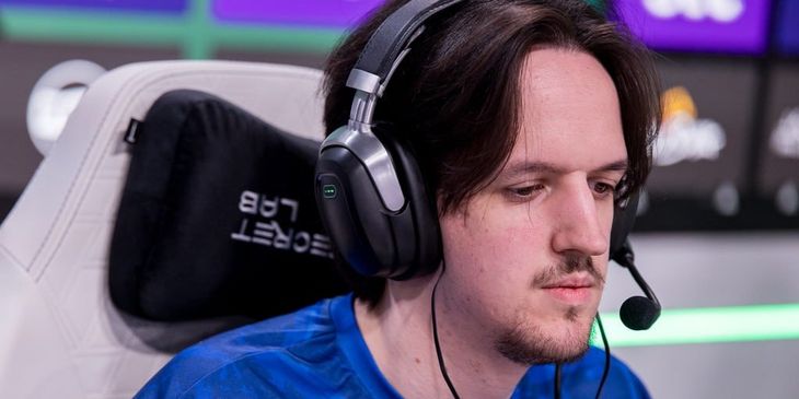 ArsZeeqq о нападках фанатов на Crystallis после поражений: «Вы не туда смотрите»