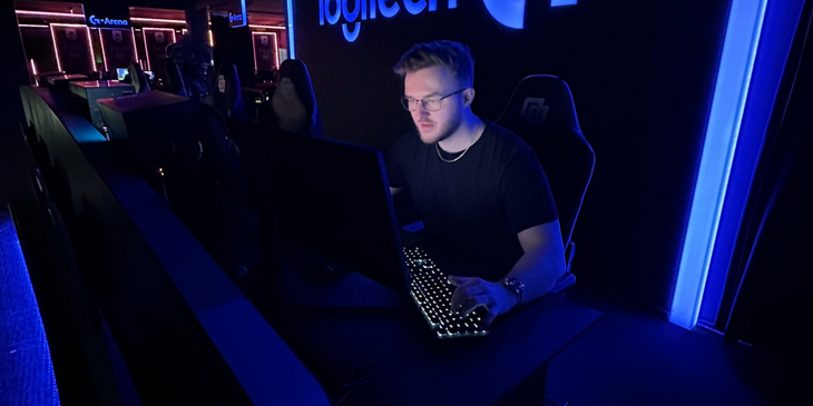 Smooya: «CS2 — просто помойка, не могу поверить, что нас заставляют играть в эту игру»
