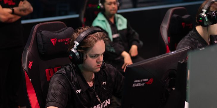 XiELO показал Pick'Em на первый этап IEM Cologne Major 2026 — он уверен в проходе TYLOO без поражений