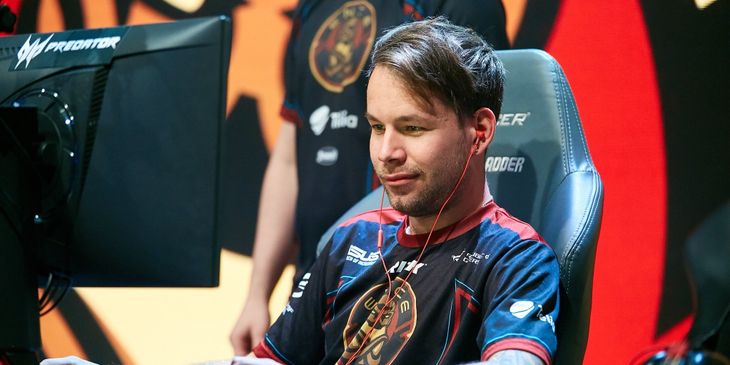 Allu напился и проспал официальный матч, проснувшись не дома — команда получила техническое поражение