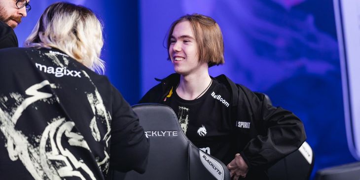 HLTV.org выбрал лучший хайлайт 2025 года — это эйс donk против Team Vitality