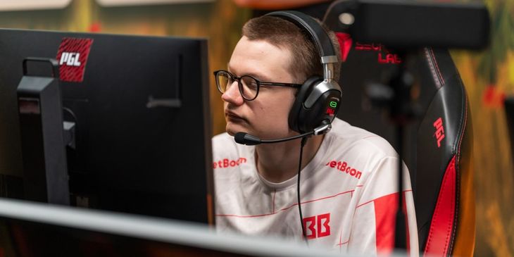 BetBoom Team обыграла GLYPH на групповом этапе BLAST Slam VII