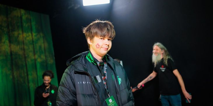 Malr1ne нанес рисунки единорога на щеку и шею перед матчем с Virtus.pro: «Со стикерами никогда я еще не проигрывал»