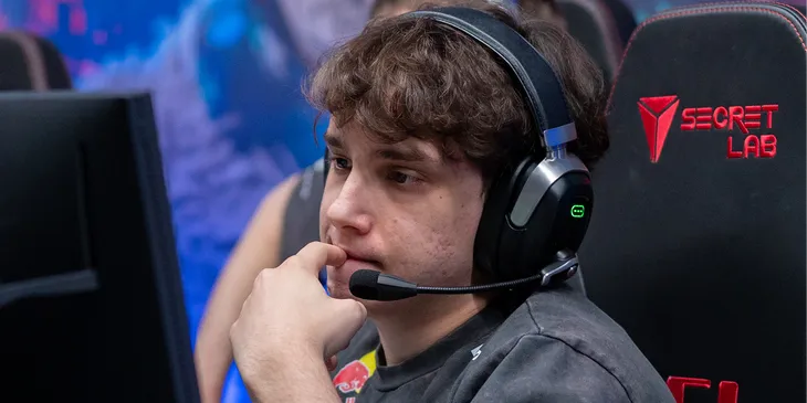 Team Spirit проиграла Team Yandex и упала в нижнюю сетку плей-офф ESL One Birmingham 2026