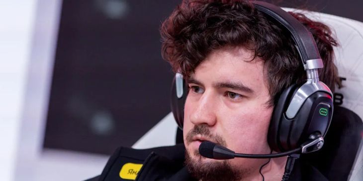 Daxak объяснил, почему проиграл Nix на миде 1v1
