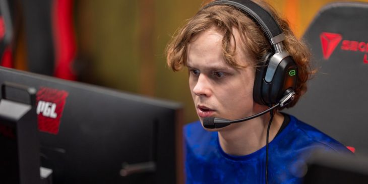 Dyrachyo: «Если у тебя больше семи с чем-то [тыс. MMR], в "Доте" веселиться тебе запрещено, это очень обидно»