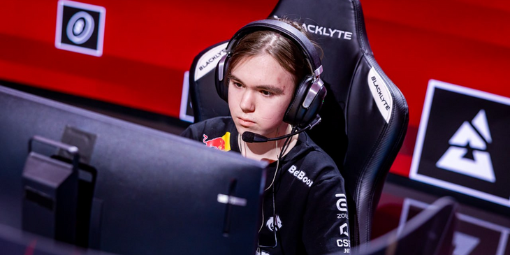 Zews: Twistzz не захотел тестировать donk в Liquid, потому что не был уверен в нем