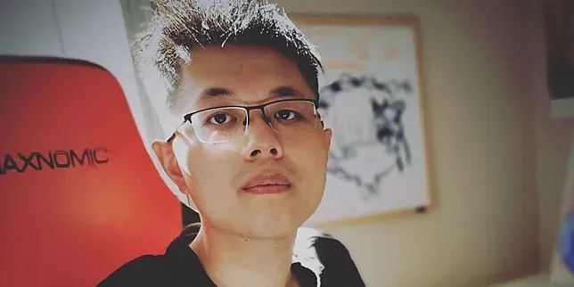 EternaLEnVy 61 раз написал слово «отставка» — вероятно, это реакция на неудачные инвестиции