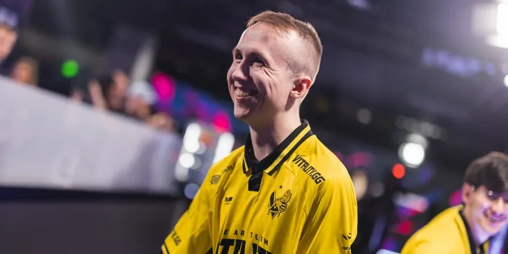Ropz: «Очень горд топ-3 в списке лучших игроков года и местом на подиуме рядом с двумя сверхлюдьми»