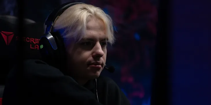 Yellow Submarine выступит на DreamLeague Season 30