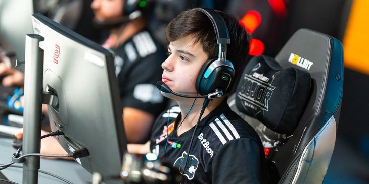 FURIA Esports победила Heroic и прошла в полуфинал BLAST Bounty Winter 2026