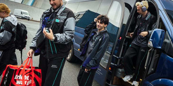 PARIVISION разобралась с Team Cobra на FISSURE PLAYGROUND 2 — Dota 2