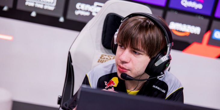 Natus Vincere обыграли summer bear в первом раунде квалификации на BLAST Slam VIII