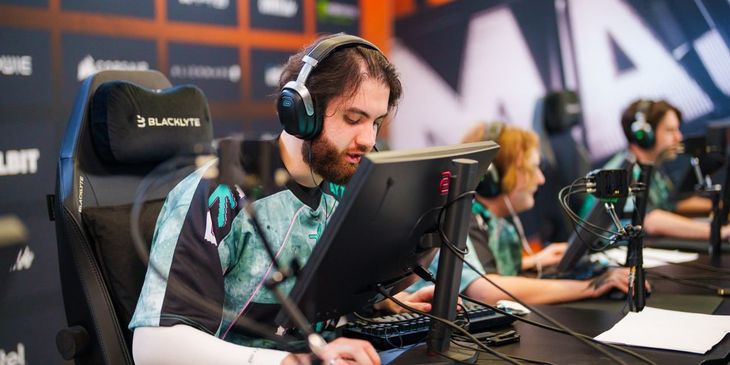 Jame о chopper: «Наконец-то появился профессионал, который может оценить игру и с позитивом подходит к киберспортсменам, зная их ношу»