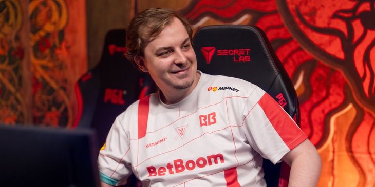Kataomi апнул 15 тыс. MMR