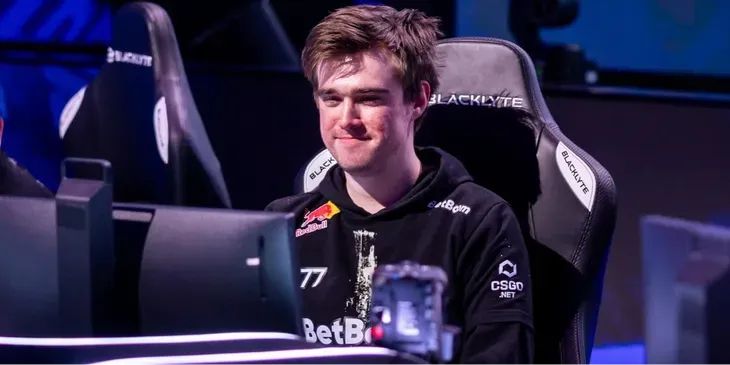 Miposhka: «И до победы на The International мне всегда хватало на базовый минимум с зарплат и призовых»