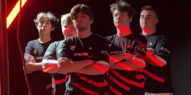 Virtus.pro обошла BCGame и NAVI в мировом рейтинге Valve по CS2