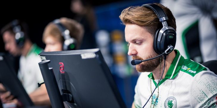 Team Falcons выбила MOUZ из Esports World Cup 2025