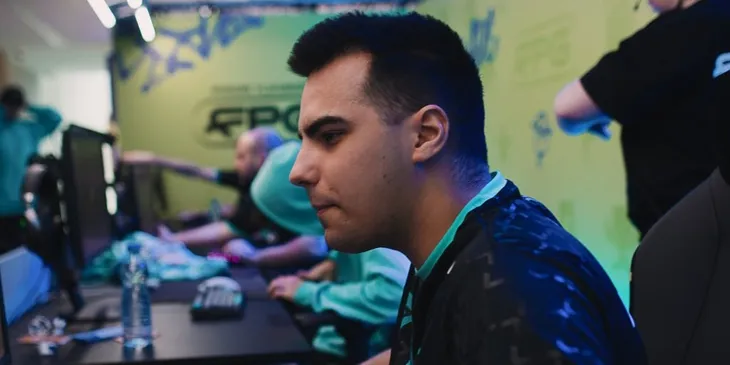 DM: «Жду патча, он будет до DreamLeague, по моей информации»
