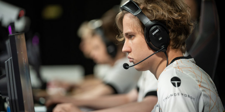 По силам ли Ban9PivoSamogon обыграть Virtus.pro на отборочных к PGL Wallachia Season 3?