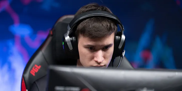 Team Yandex сразится с LGD, а Aurora встретится с 1w Team — определились пары плей-офф BLAST Slam VIII