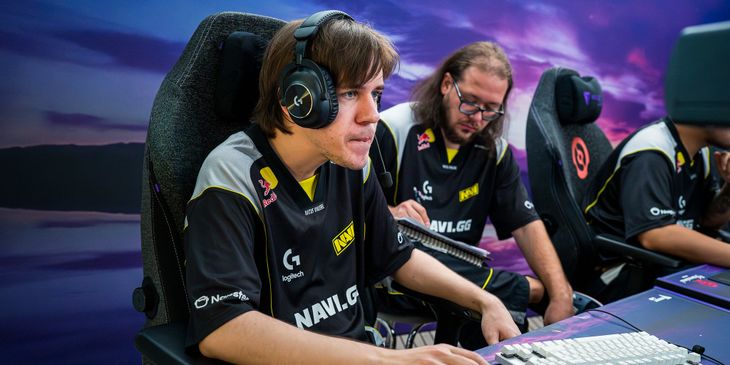 NAVI сразятся с Nigma Galaxy в матче на вылет из The International 2025