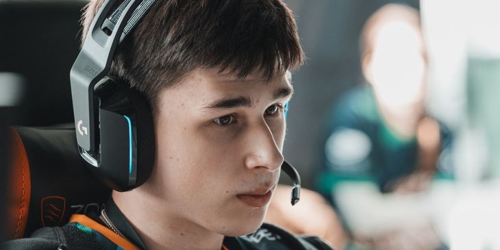 Команда asdekor_r обыграла коллектив PERDAN4IK и заняла третье место на Открытых киберспортивных играх 2025 по Dota 2