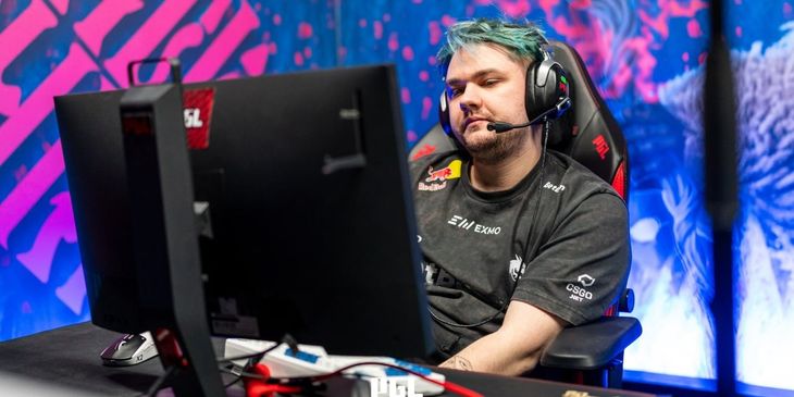 Team Spirit сыграла вничью с MOUZ на Esports World Cup 2026