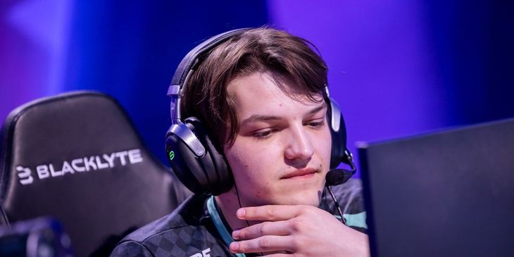 MOUZ выбила Aurora Gaming из FISSURE Universe: Episode 7