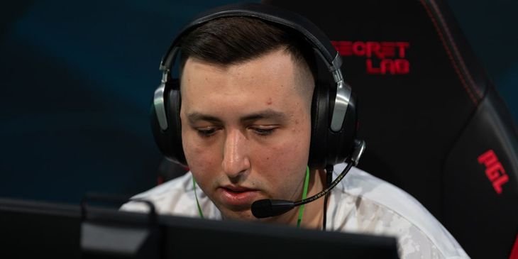 Aurora Gaming обыграла Team Falcons и сыграет с The Mongolz в финале Esports World Cup 2025 по CS2