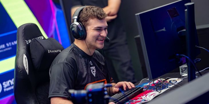 Afoninje: «То, что Ari и bzm делают в официалках, не поддается никакому объяснению»