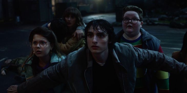 Эпизод пятого сезона «Очень странных дел» стал самым высокооценённым для сериала — 9,8/10 на IMDb