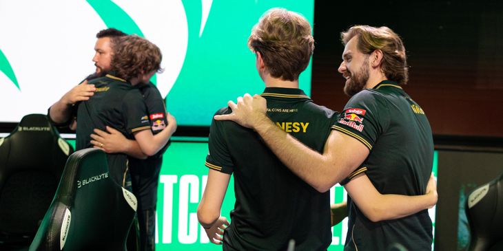 Team Falcons оказалась сильнее Ninjas in Pyjamas на групповом этапе Thunderpick World Championship 2026