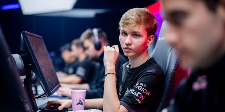 FL4MUS собрал состав мечты — это Virtus.pro с m0NESY и donk