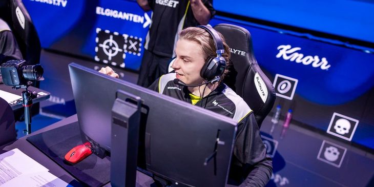 NAVI обыграли MIBR на групповом этапе IEM Melbourne 2025