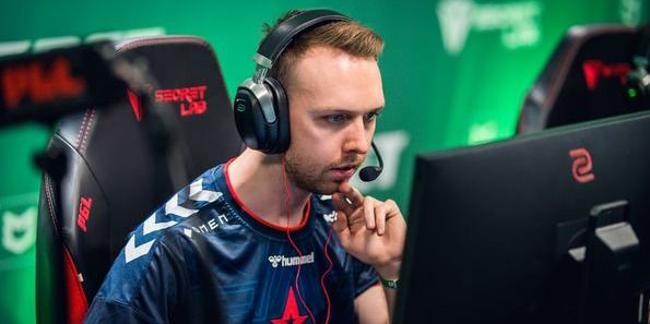 Astralis победила BIG и вышла на групповой этап IEM Cologne 2022