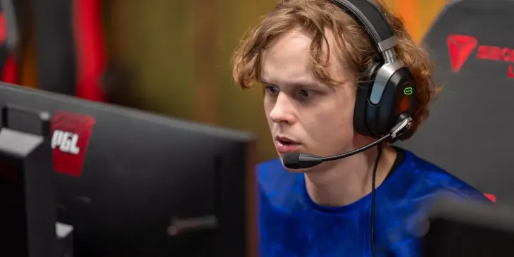 Команда Dyrachyo выиграла у ростера Skywhywalker на BetBoom Streamers Battle CS2 #2