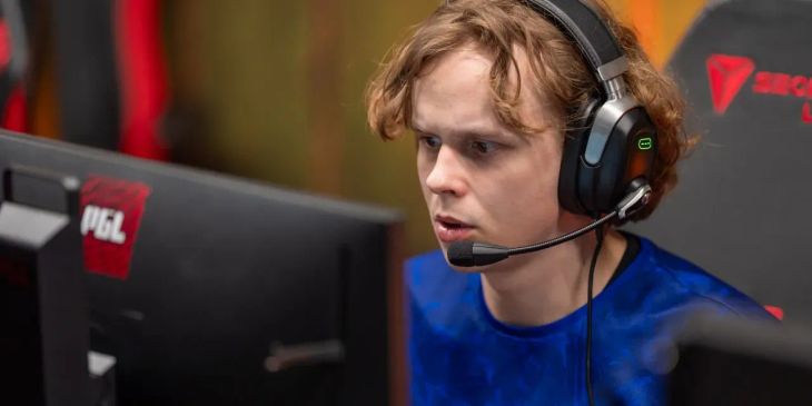 Команда Dyrachyo выиграла у ростера Skywhywalker на BetBoom Streamers Battle CS2 #2