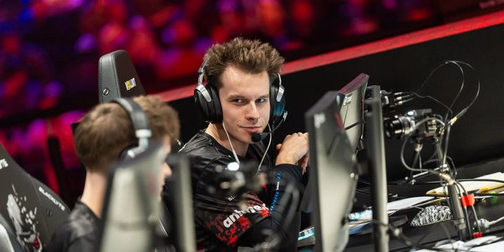Frozen про FaZe: «Нам нужно понять, как мы можем помочь Twistzz»