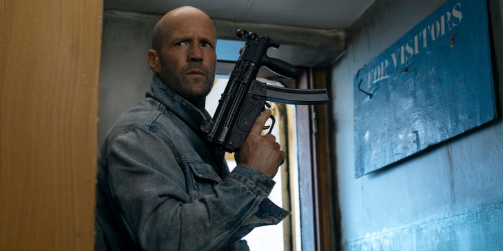 Джейсон Стэйтем идёт на абордаж в трейлере боевика «Мятеж»