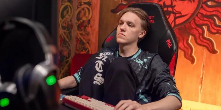 Maelstorm: «А вы знали, что kiyotaka называют "современным EternaLEnVy"?»