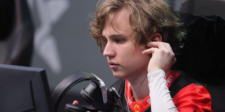 Noticed после проигрыша от Aurora: «Задрафтили до одной ошибки, по карте сыграли не самым лучшим образом»