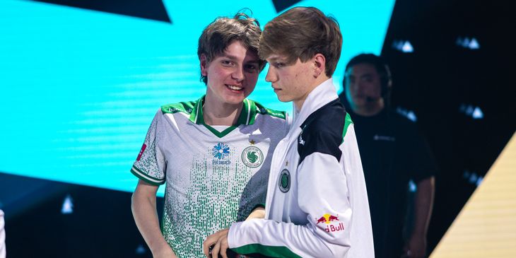 Team Falcons обыграла Team Vitality и заняла третье место на Esports World Cup 2025 по CS2